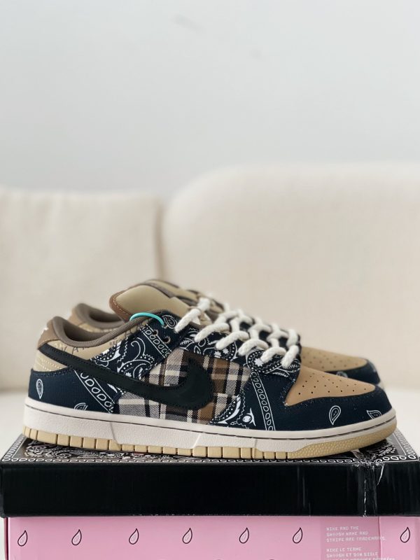 ¡¸#1632¡¹Nike Dunk Low Jackboys SB X Travis Scott
