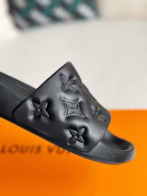 「#922」LOUIS VUITTON  WOMEN'S SLIPPERS - Image 7