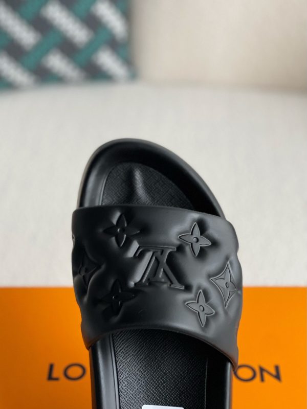 「#922」LOUIS VUITTON  WOMEN'S SLIPPERS - Image 6