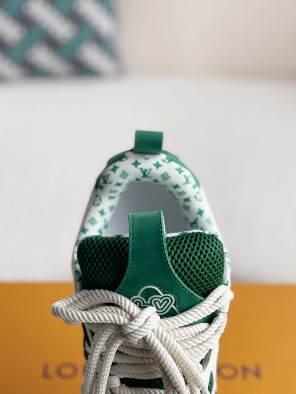 「#1980」Louis Vuitton Skate Sneakers - Image 7