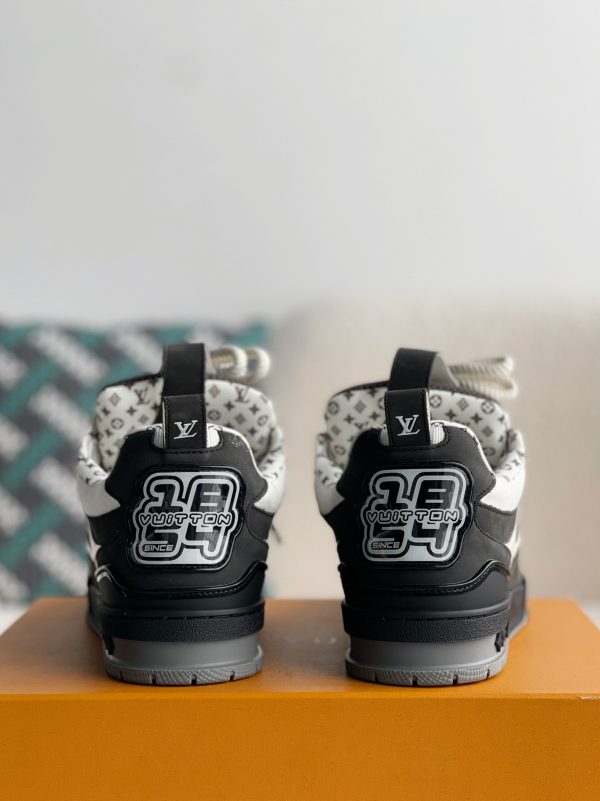 「#1978」Louis Vuitton Skate Sneakers - Image 5
