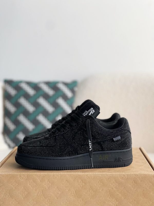 「#2005」LOUIS VUITTON × NIKE AIR FORCE 1 SNEAKER - Image 2