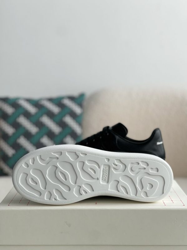 ¡¸#2063¡¹Alexander McQueen versatile Sneakers - Image 9