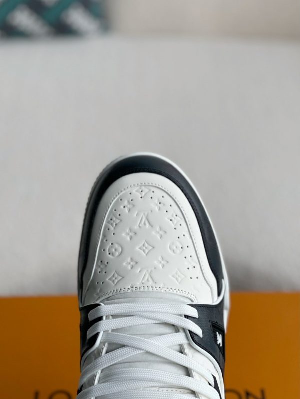 「#706」LOUIS VUITTON TRAINER Sneakers - Image 8