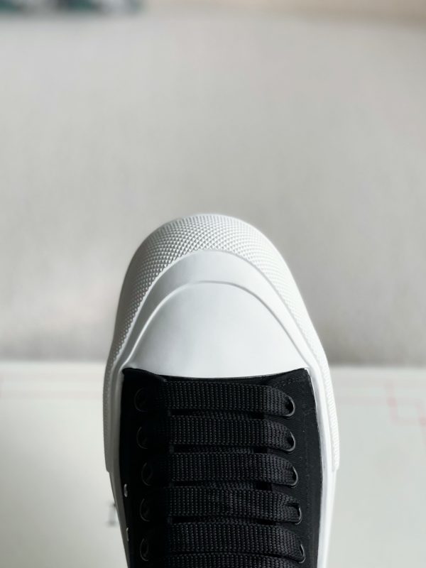 ¡¸#2098¡¹Alexander McQueen versatile Sneakers - Image 8
