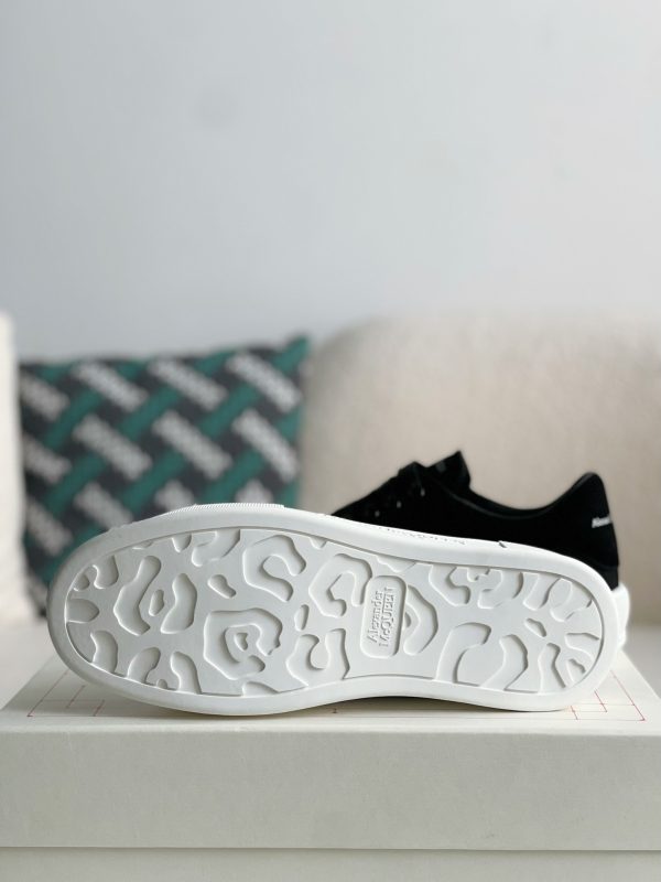 ¡¸#2098¡¹Alexander McQueen versatile Sneakers - Image 9