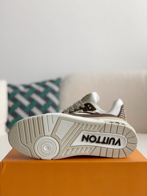 「#2114」Louis Vuitton Trainer Sneakers - Image 9