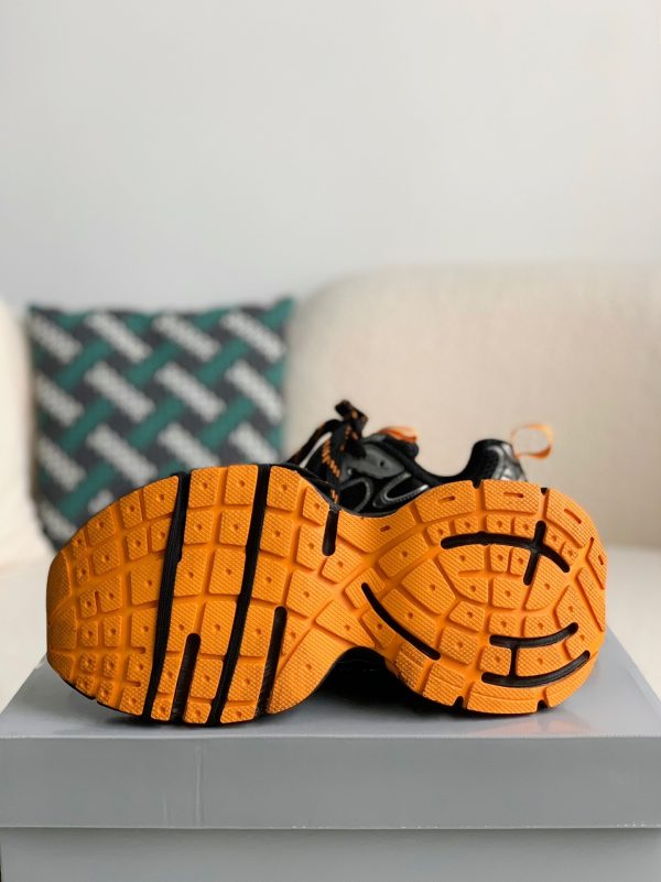 ¡¸#2197¡¹Balenciaga Runner Sneakers - Image 9
