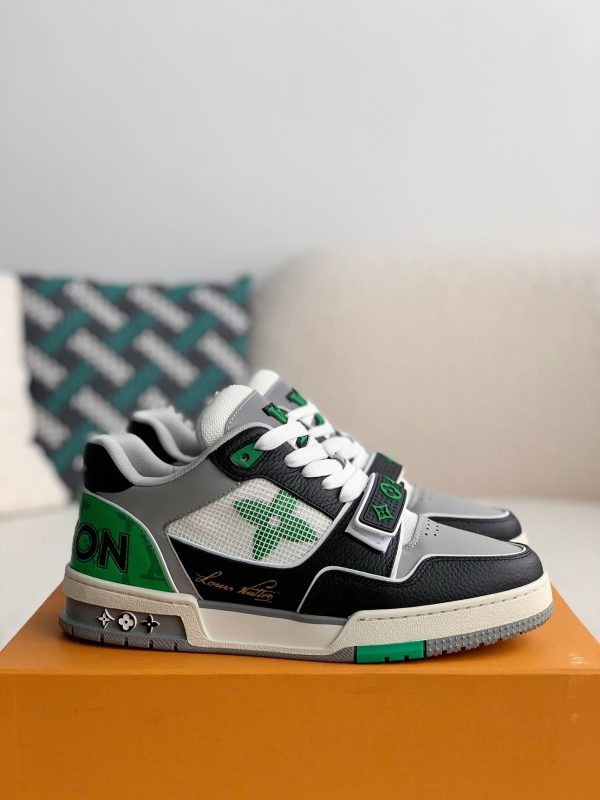 「#2255」LOUIS VUITTON TRAINER Sneakers