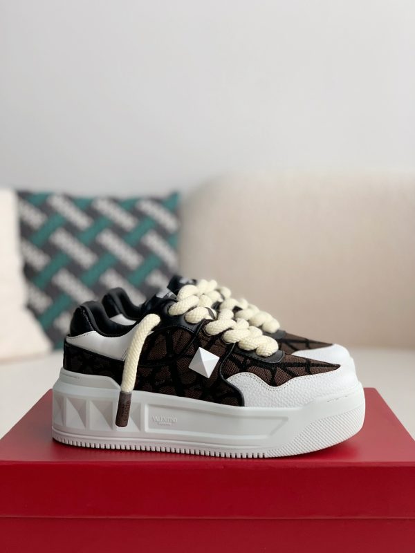 ¡¸#2257¡¹Valentino One Stud Sneakers