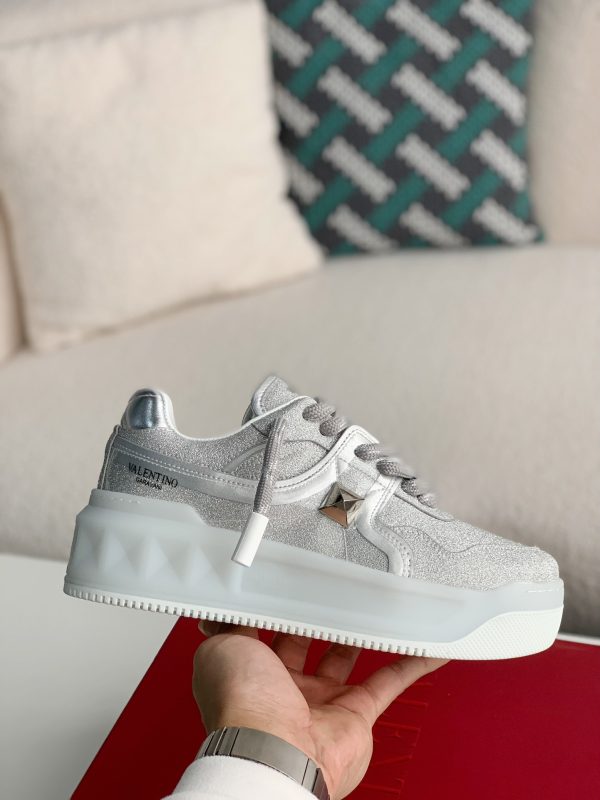 ¡¸#2258¡¹Valentino One Stud Sneakers - Image 3