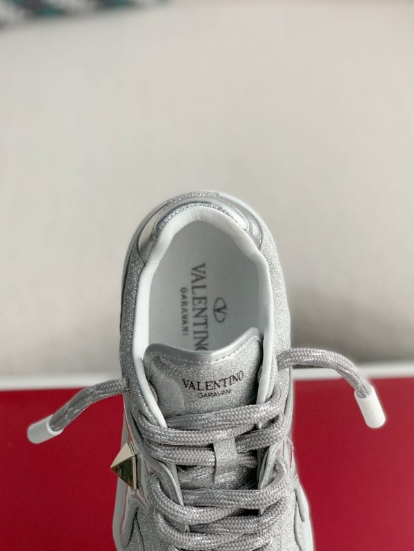 ¡¸#2258¡¹Valentino One Stud Sneakers - Image 7