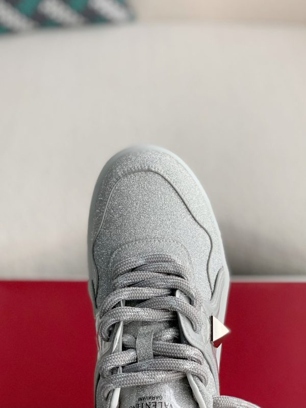 ¡¸#2258¡¹Valentino One Stud Sneakers - Image 8