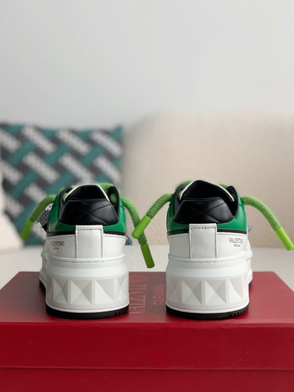 ¡¸#2259¡¹Valentino One Stud Sneakers - Image 5