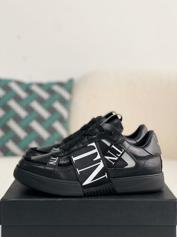 ¡¸#601¡¹Valentino sneakers - Image 2