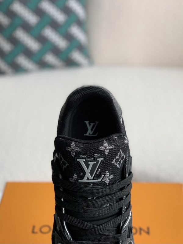 「#2379」LOUIS VUITTON TRAINER - Image 7