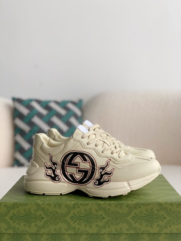 ¡¸#2381¡¹Gucci Retro Clunky Sneaker