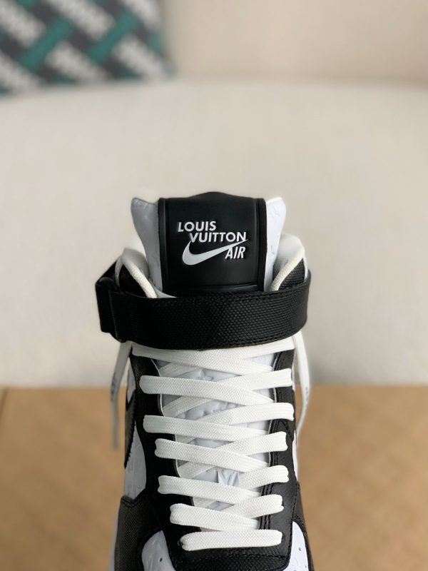 「#2394」LOUIS VUITTON   SNEAKERS - Image 10