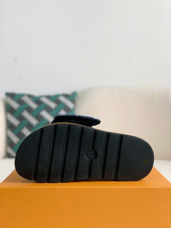 「#2434」LOUIS VUITTON SLIPPERS - Image 6