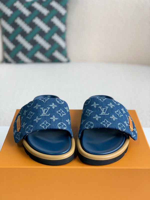 「#2434」LOUIS VUITTON SLIPPERS - Image 3