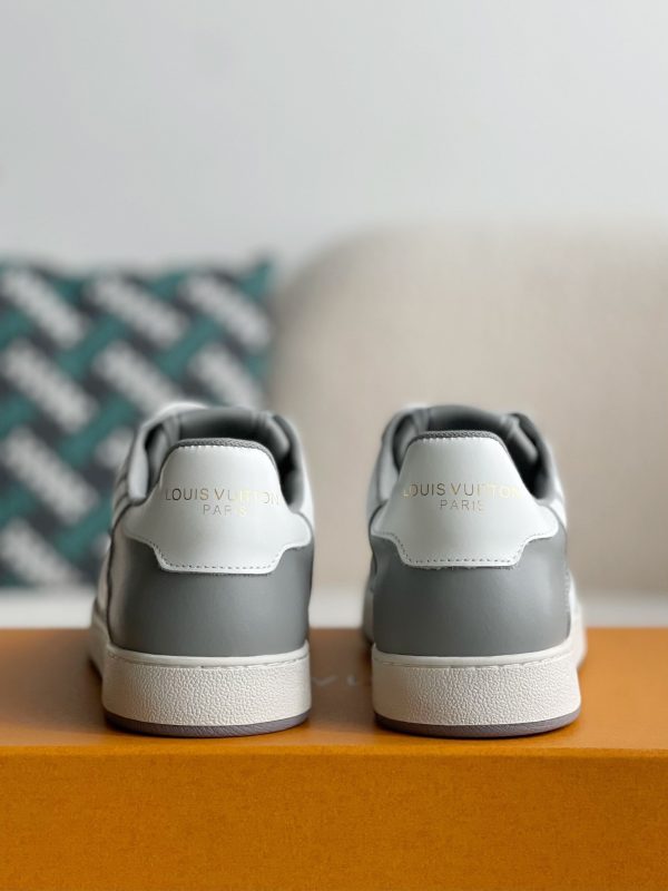 「#2524」LOUIS VUITTON SNEAKERS - Image 3