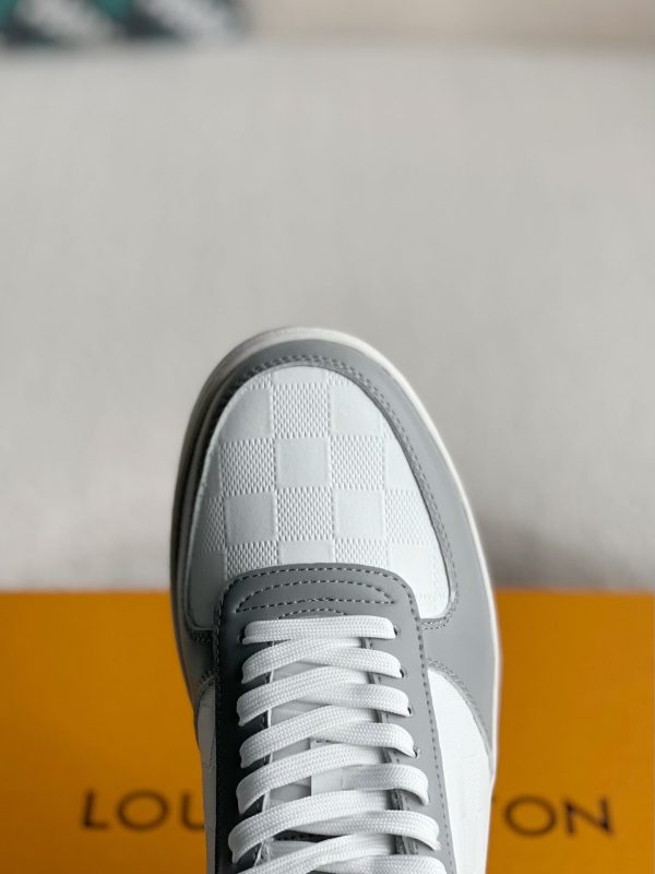 「#2524」LOUIS VUITTON SNEAKERS - Image 9