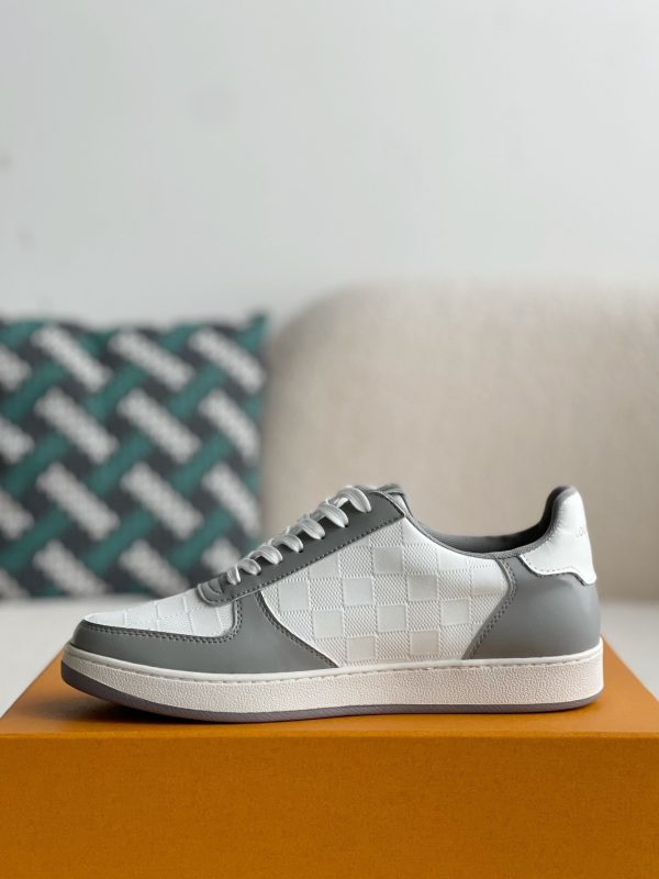 「#2524」LOUIS VUITTON SNEAKERS - Image 4