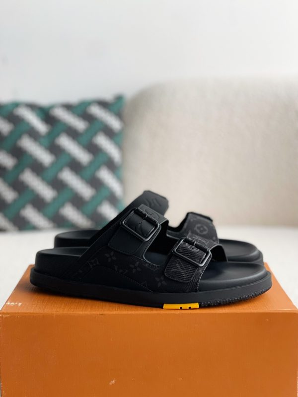 「#2623」LOUIS VUITTON MIAMI MULE