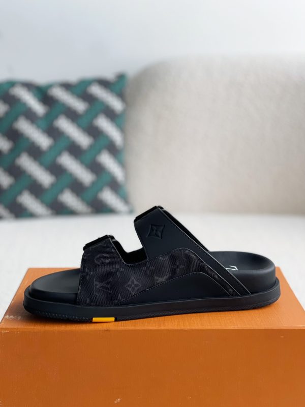 「#2623」LOUIS VUITTON MIAMI MULE - Image 4