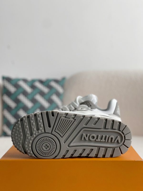「#2704」LOUIS VUITTON TRAINER MAXI  SNEAKERS - Image 5