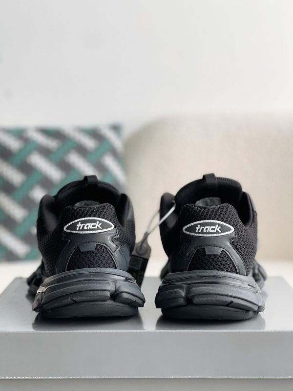 ¡¸#2746¡¹ Balenciaga Runner Sneakers - Image 3