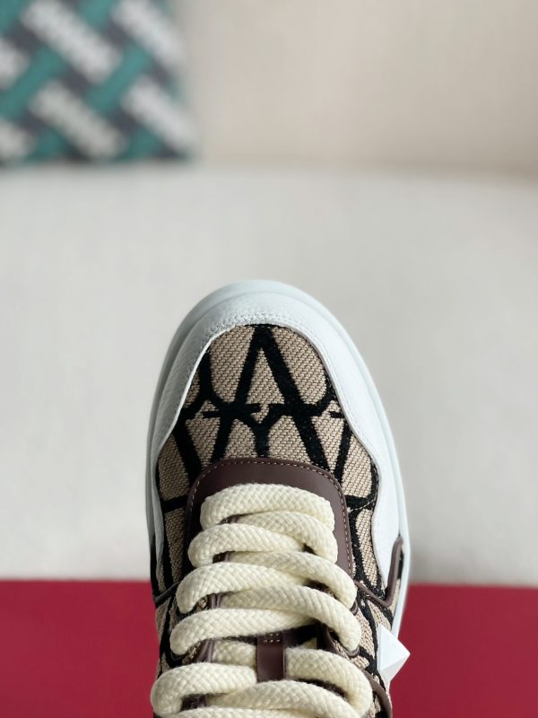 ¡¸#2786¡¹Valentino One Stud Sneakers - Image 8