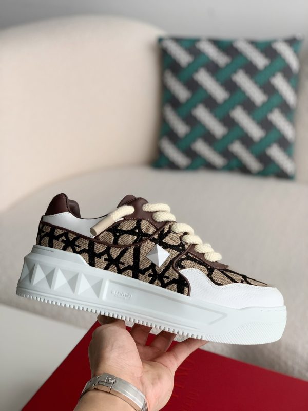 ¡¸#2786¡¹Valentino One Stud Sneakers - Image 6