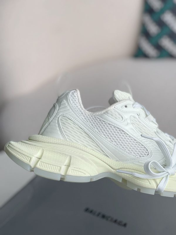 ¡¸#2835¡¹ Balenciaga Runner Sneakers - Image 9