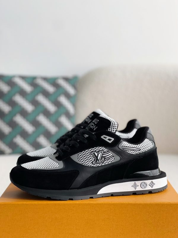 「#2902」LOUIS VUITTON SNEAKERS - Image 2