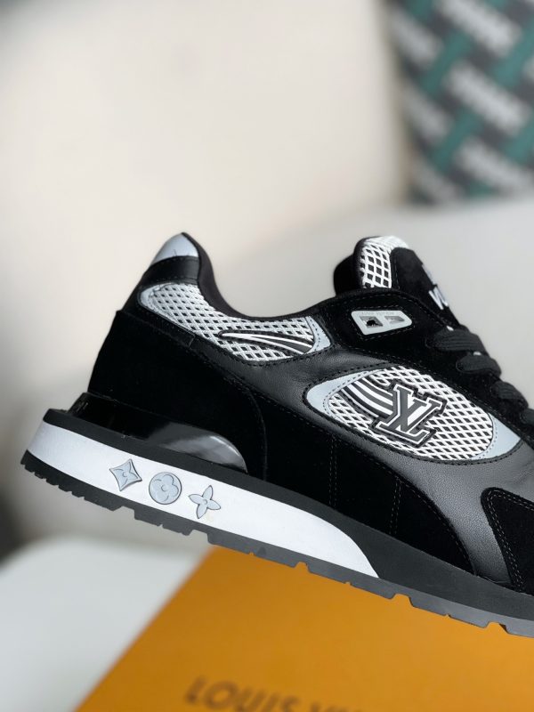 「#2902」LOUIS VUITTON SNEAKERS - Image 7