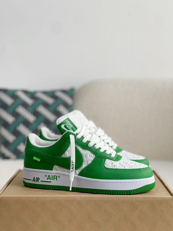 「#318」LOUIS VUITTON × NIKE AIR FORCE 1 Sneaker