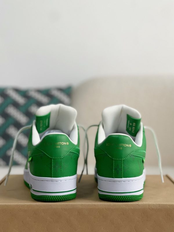 「#318」LOUIS VUITTON × NIKE AIR FORCE 1 Sneaker - Image 3