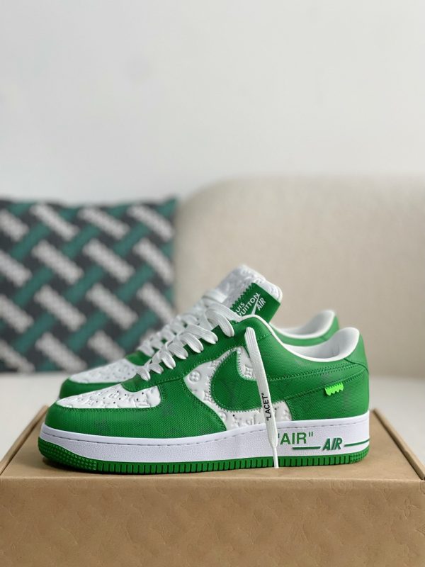「#318」LOUIS VUITTON × NIKE AIR FORCE 1 Sneaker - Image 2