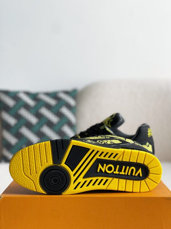 「#2910」LOUIS VUITTON SNEAKERS - Image 5
