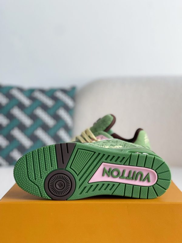 「#2950」LOUIS VUITTON SNEAKERS - Image 5