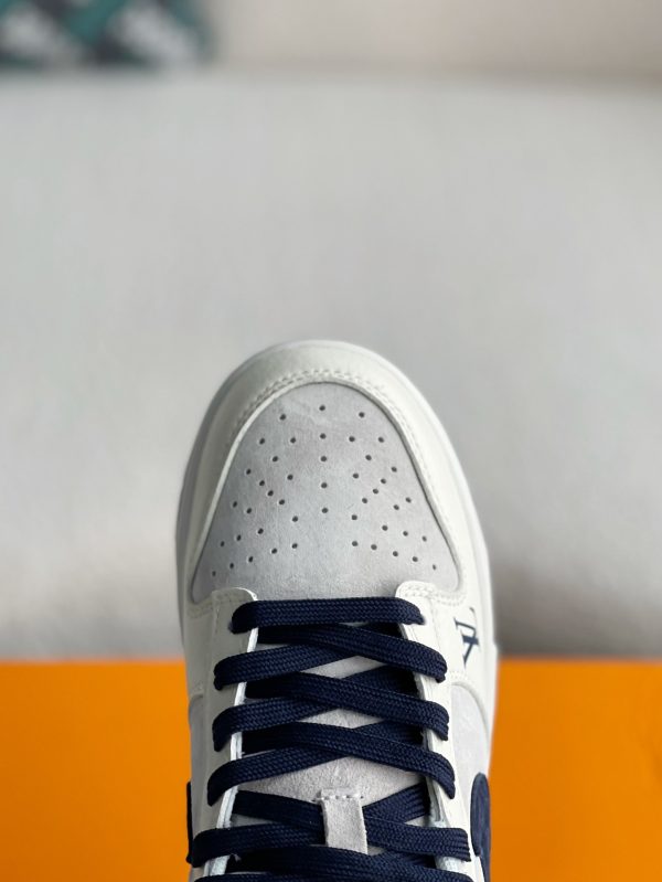 「#2953」LOUIS VUITTON x Nike Dunk Low-top board shoes - Image 9