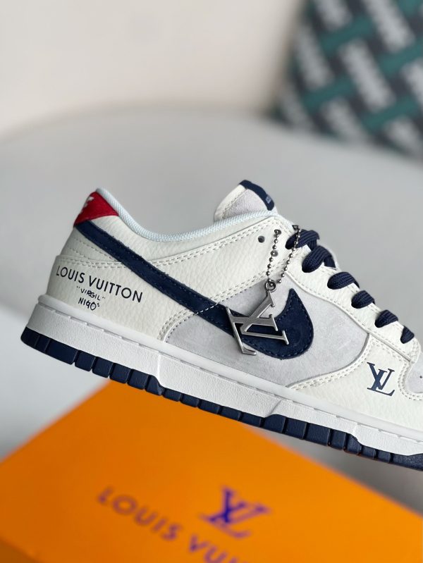 「#2953」LOUIS VUITTON x Nike Dunk Low-top board shoes - Image 7