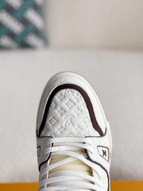 「#2956」LOUIS VUITTON SNEAKERS_ - Image 9