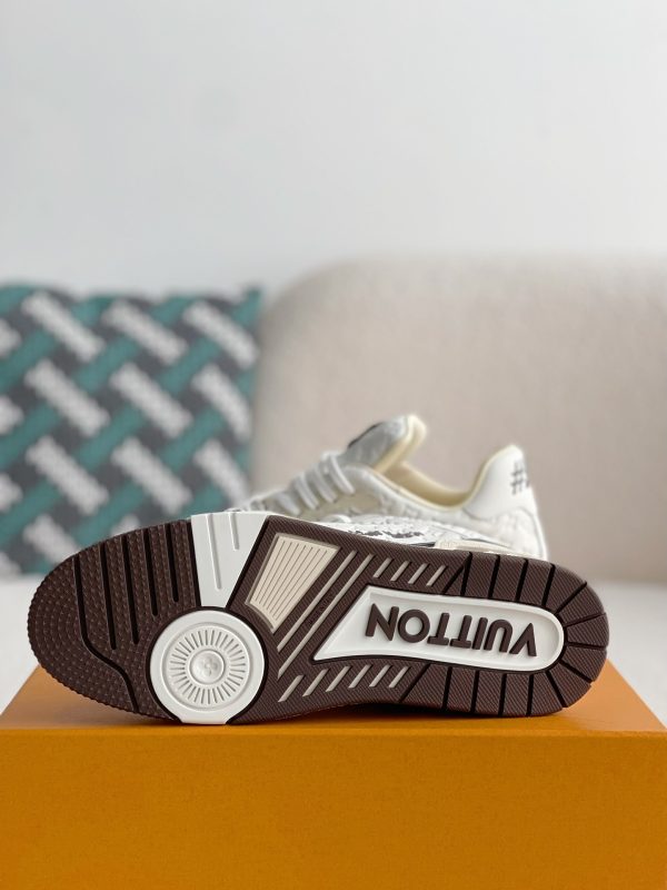 「#2956」LOUIS VUITTON SNEAKERS_ - Image 5