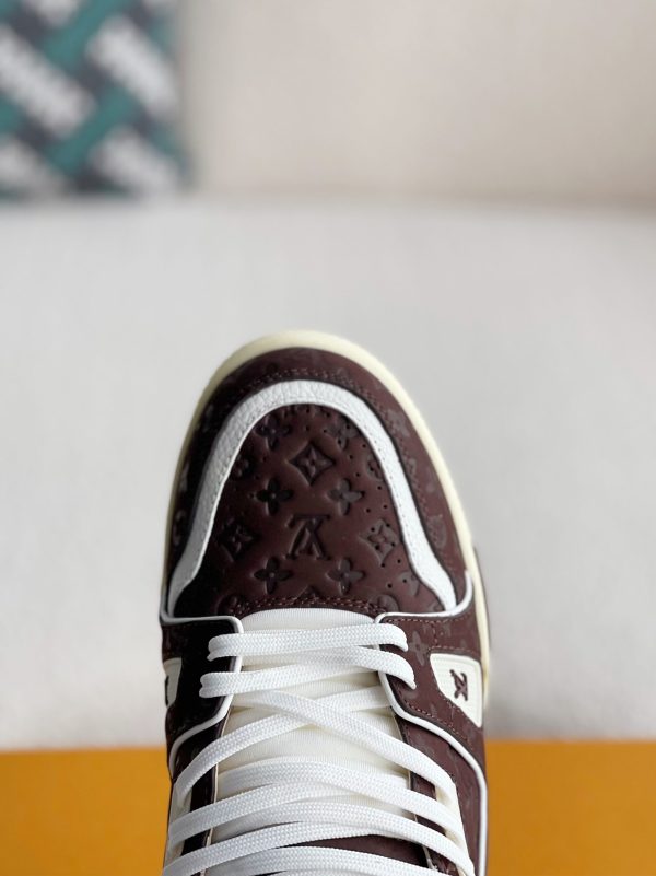 「#2957」LOUIS VUITTON SNEAKERS - Image 9