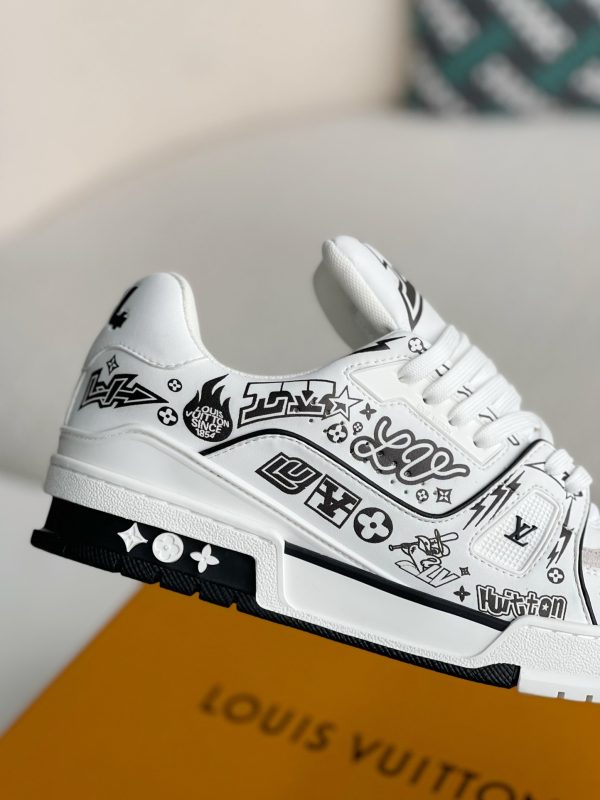 「#2968」LOUIS VUITTON SNEAKERS - Image 7