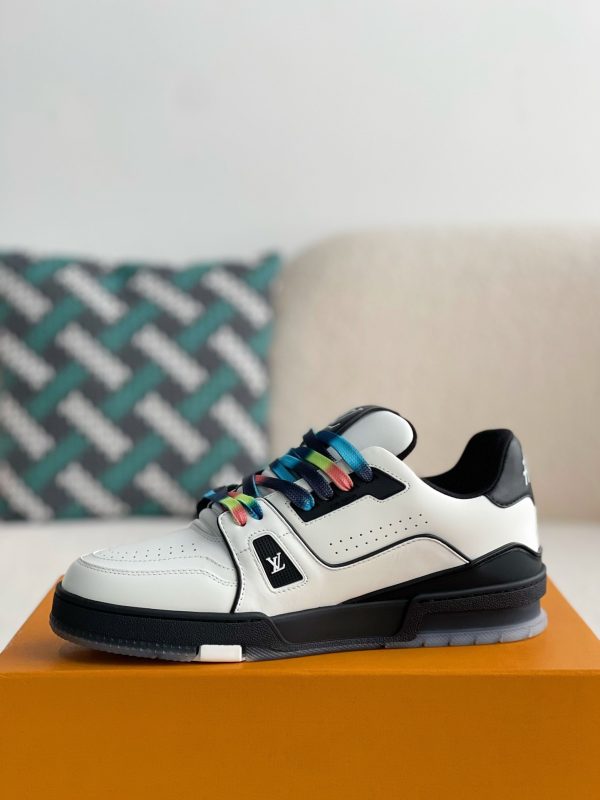 「#2978」LOUIS VUITTON SNEAKERS - Image 4