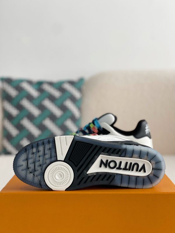 「#2978」LOUIS VUITTON SNEAKERS - Image 5