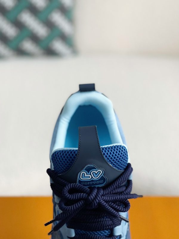 「#2996」LOUIS VUITTON RUNNER TATIC sneakers - Image 9